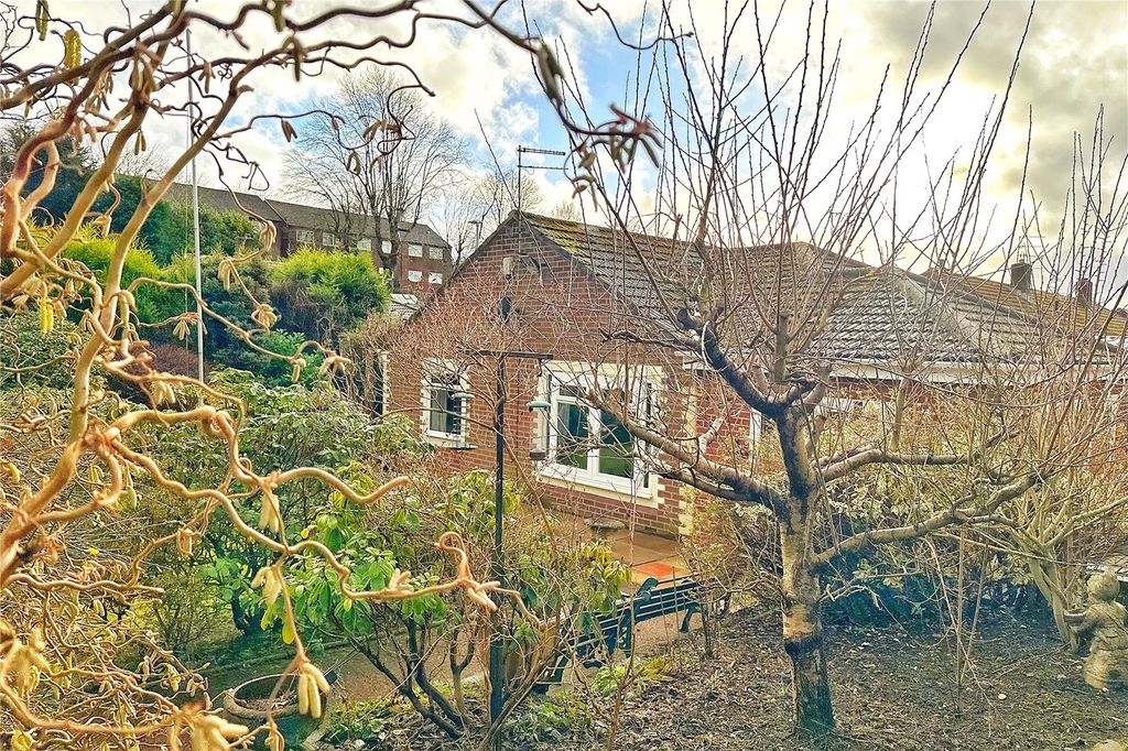 Additional image 2 of 2 bed detached bungalow for saleHunt Avenue, Ashton-Under-Lyne, Greater Manchester OL7