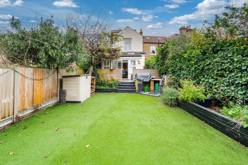 Additional image 44 of 4 bed detached house for saleIzane Road, Bexleyheath, Kent DA6