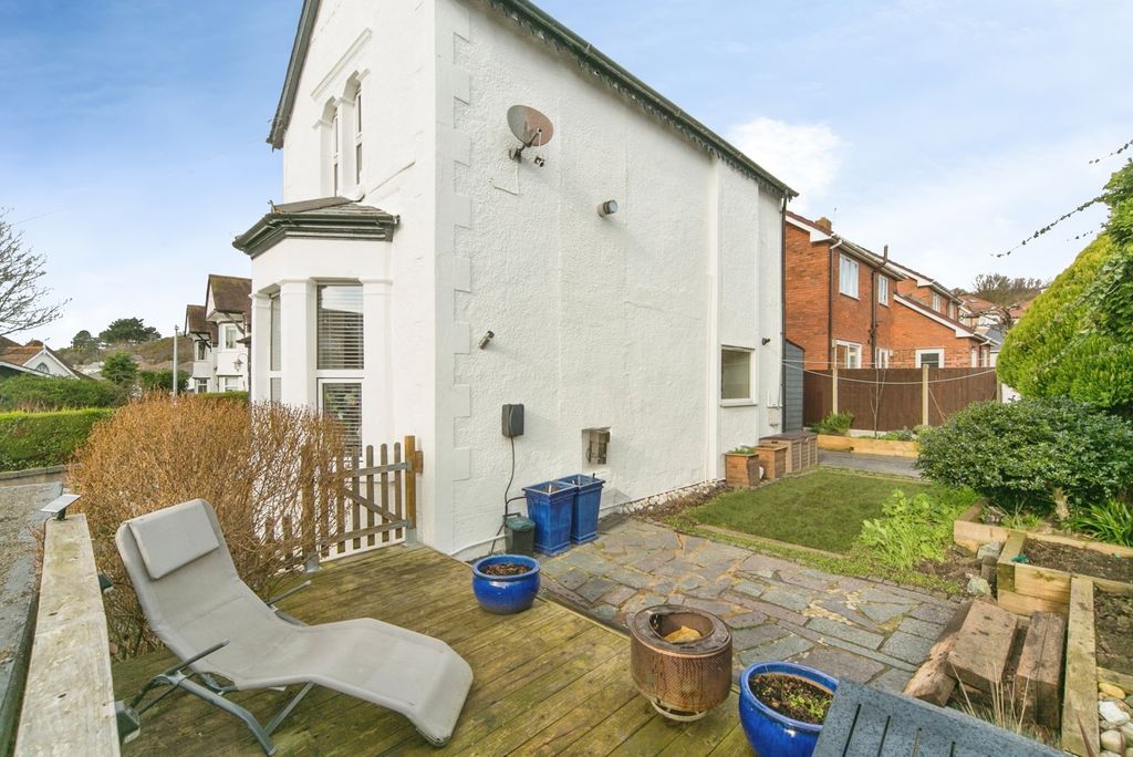 Additional image 6 of 2 bed flat for saleTy Mawr Road, Deganwy, Conwy LL31