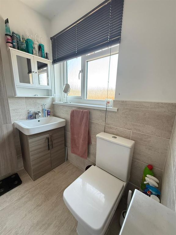 Additional image 15 of 5 bed detached bungalow for saleLlwyn Y Bryn, Ammanford SA18