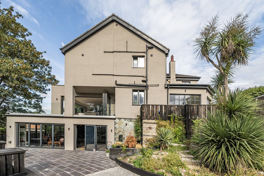 Additional image 63 of 5 bed detached house for saleFremantle Road, Belvedere DA17