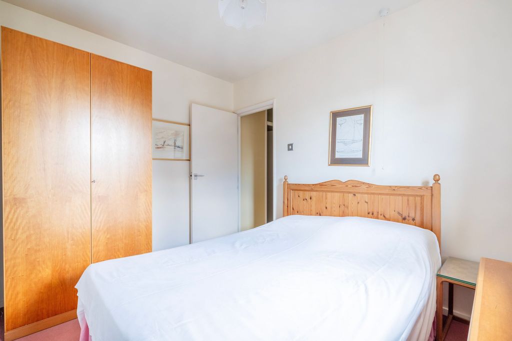 Additional image 17 of 3 bed flat for saleMaltsters Way, Oulton Broad NR32