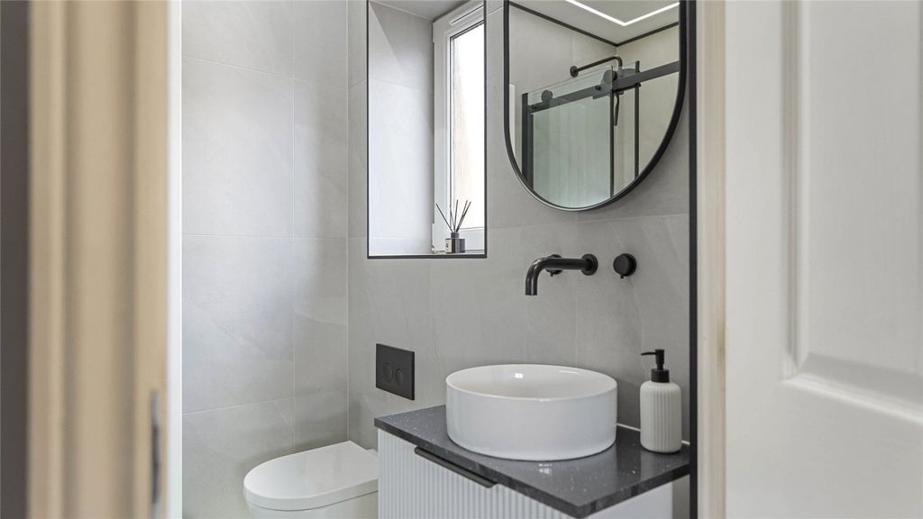 Additional image 14 of 4 bed detached house for saleGreenlaw Path, Chapelhall, Airdrie, North Lanarkshire ML6