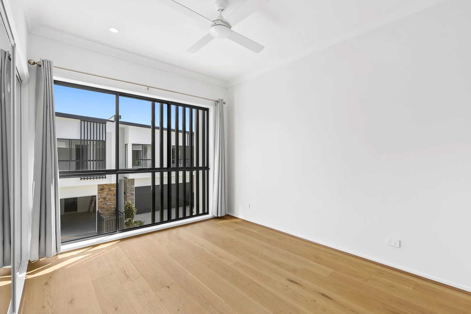 Additional image 4 of 24/2 Lyra Avenue, Hope Island QLD 4212