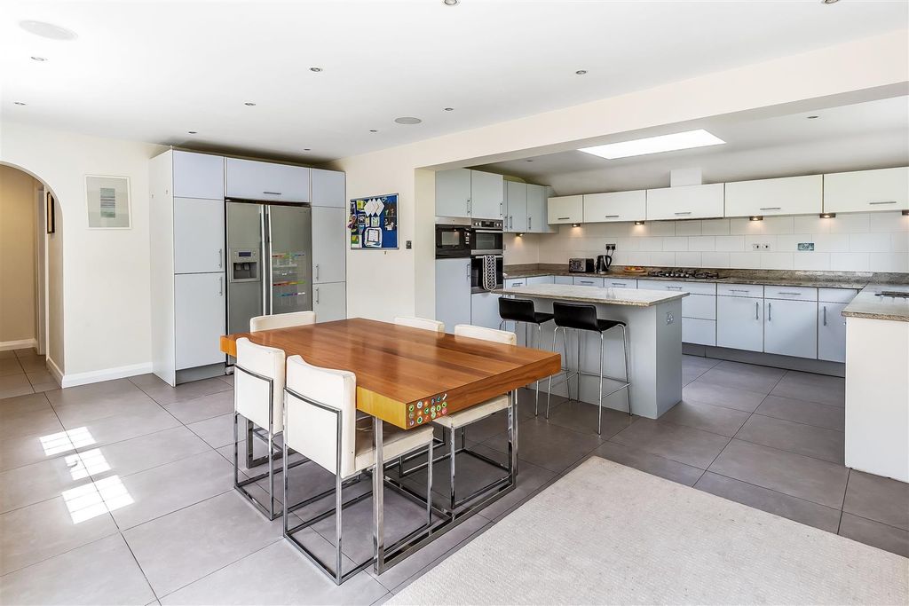 Additional image 14 of 4 bed detached house for saleCrampshaw Lane, Ashtead KT21