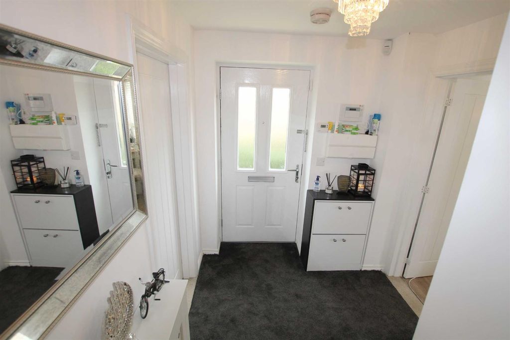 Additional image 15 of 3 bed semi-detached house for salePiebridge Way, Wortley, Leeds LS12