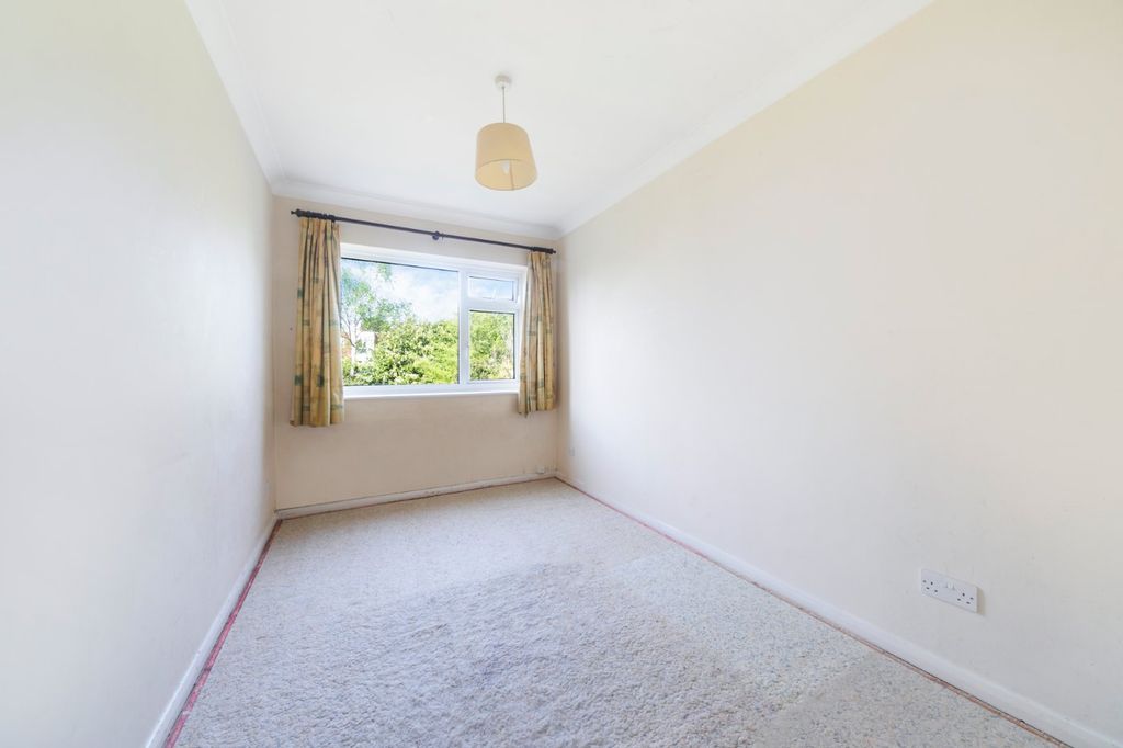 Additional image 6 of 2 bed flat for saleFoxgrove Road, Beckenham BR3
