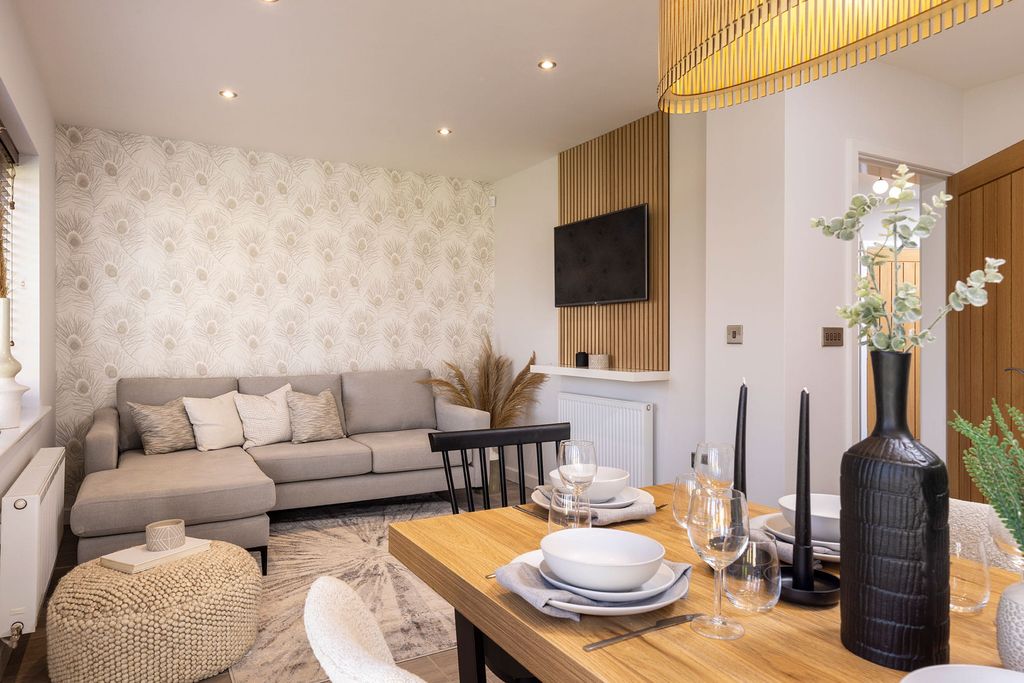 Additional image 3 of 4 bed detached house for sale"The Westbury" at Aston Clinton Road, Weston Turville, Aylesbury HP22