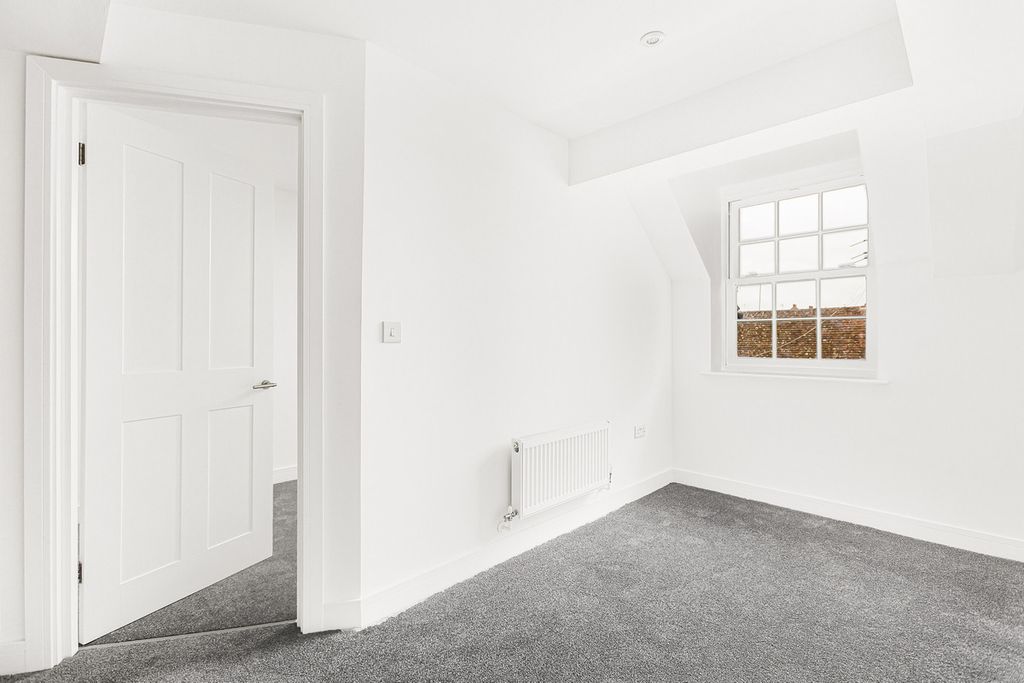 Additional image 4 of 1 bed flat for saleWest St Helen Street, Abingdon OX14