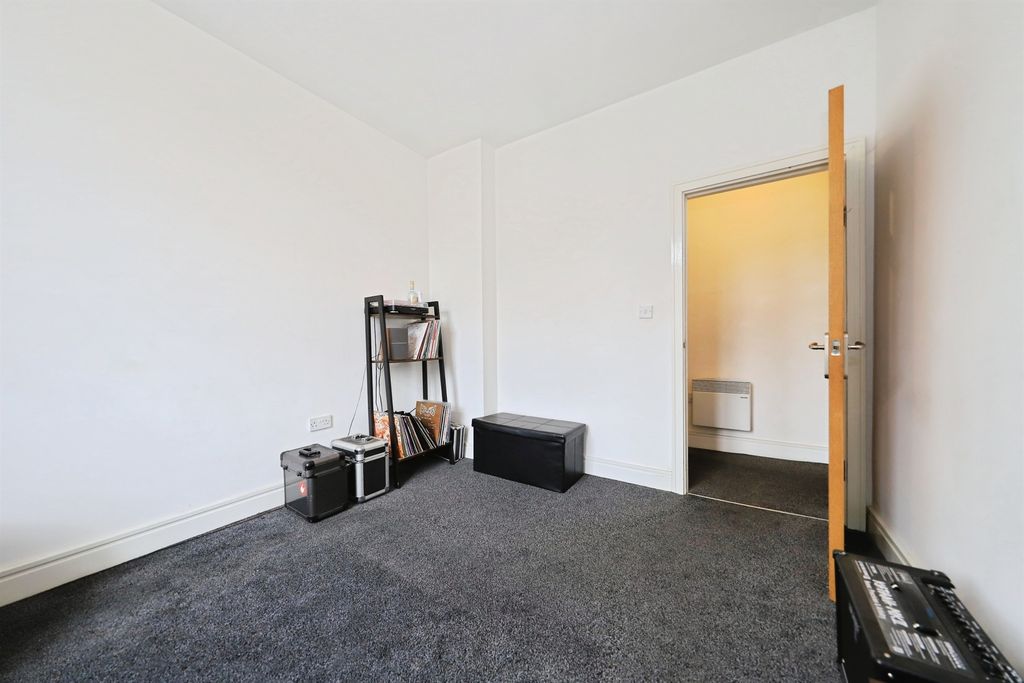 Additional image 11 of 2 bed flat for saleBlackwell Street, Kidderminster DY10
