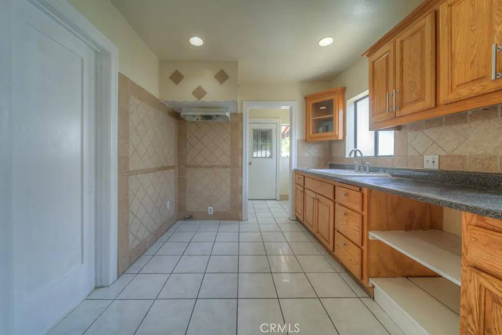 Additional image 93 of 2653 Flower St, Huntington Park, CA 90255