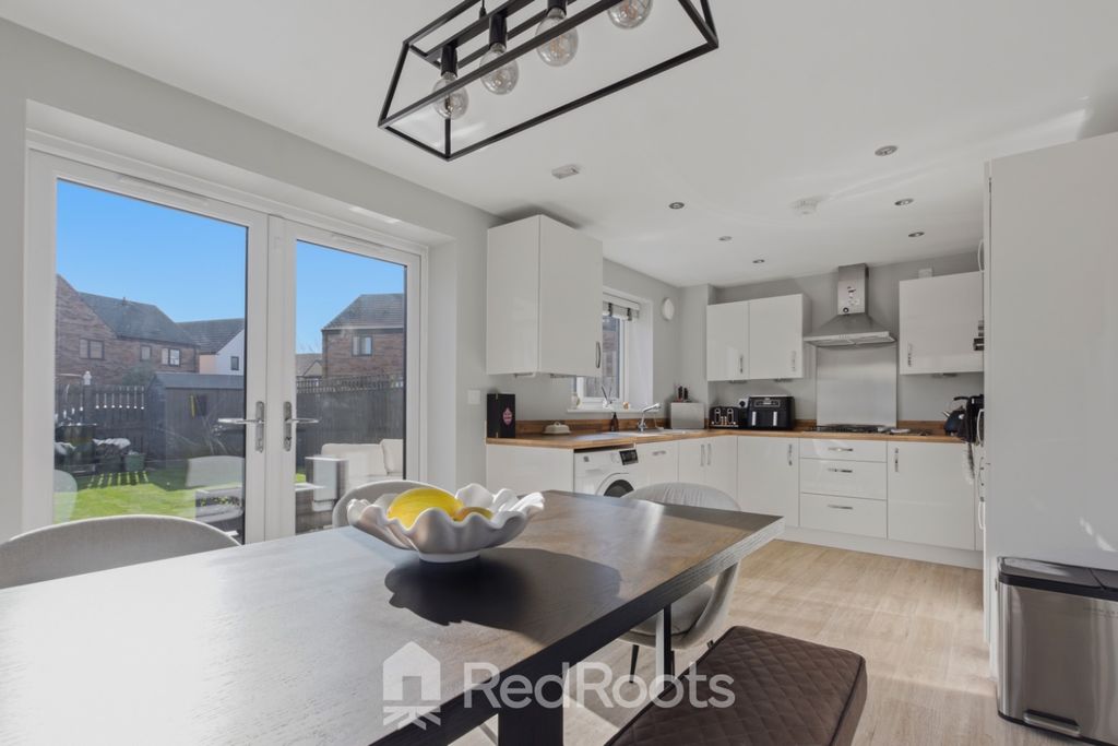 Additional image 7 of 3 bed detached house for saleChester Drive, Doncaster, South Yorkshire DN4