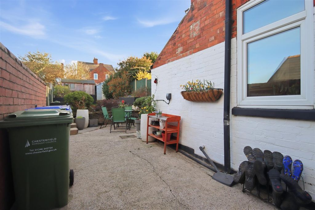 Additional image 10 of 3 bed semi-detached house for saleGloucester Road, Chesterfield S41