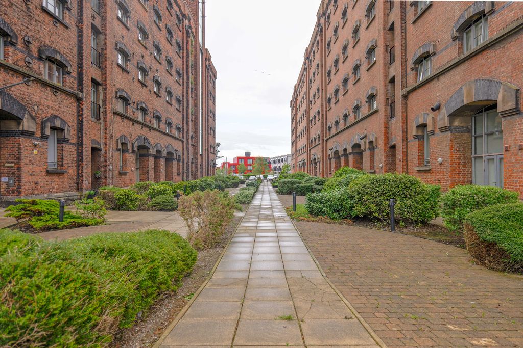 1 bed flat for saleDock Road, Birkenhead CH41