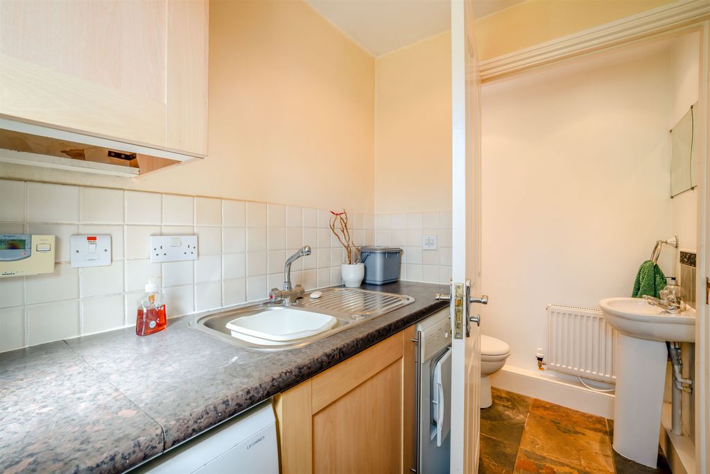 Additional image 6 of 4 bed detached house for saleTrafalgar Close, Monmouth, Monmouthshire NP25