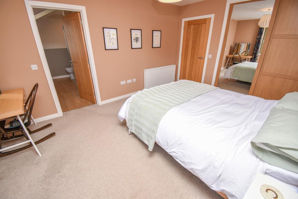 Additional image 15 of 4 bed detached house for sale25 The Glebe, Kiltarlity, Beauly IV4