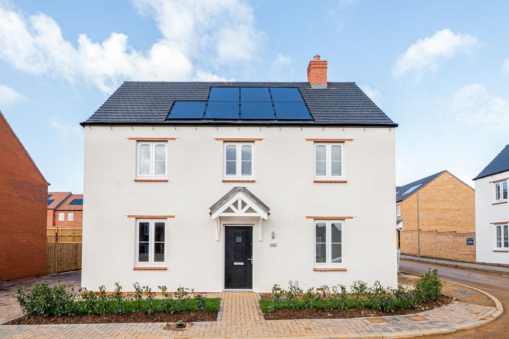 Additional image 8 of 4 bed detached house for saleBowlers Close, Banbury OX16
