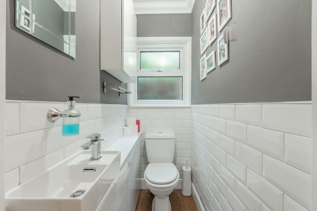 Additional image 12 of 4 bed detached house for saleIzane Road, Bexleyheath, Kent DA6