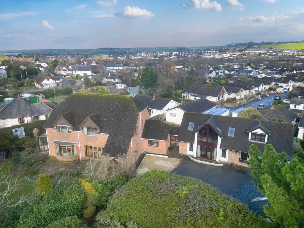 6 bed detached house for saleNewport, Barnstaple, Devon EX32