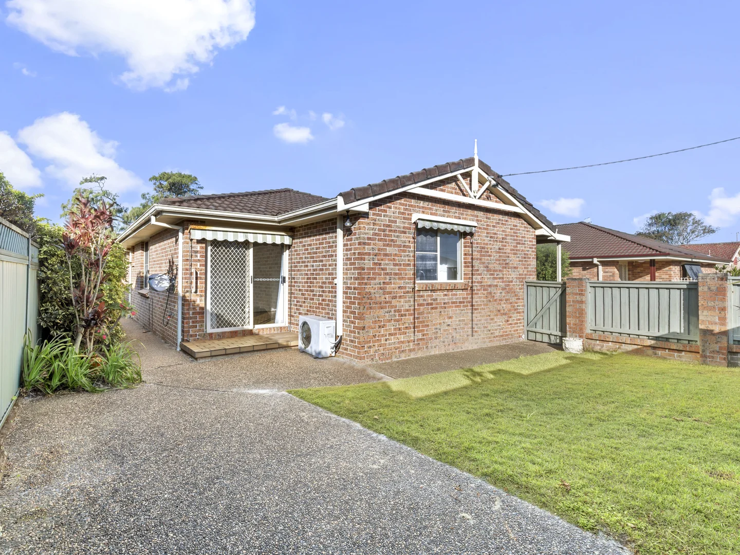 Additional image 7 of 1/24 Broonarra Street, The Entrance NSW 2261