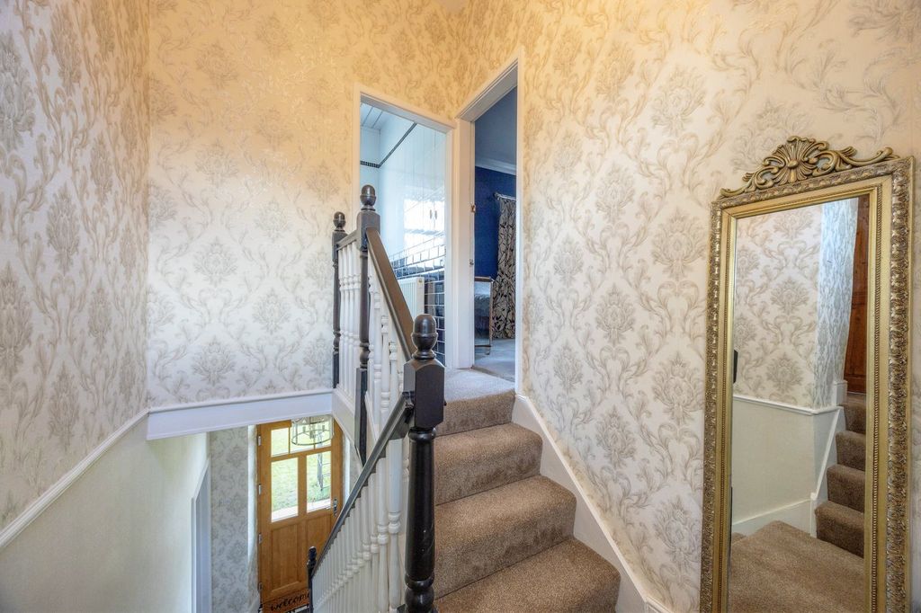 Additional image 21 of 4 bed detached house for saleThe Green, Royston, Barnsley S71