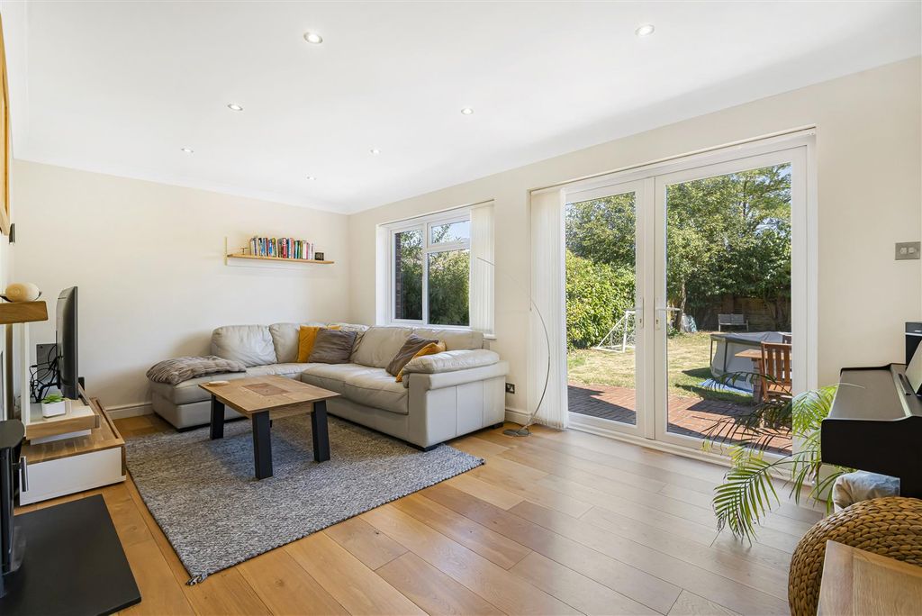 Additional image 3 of 4 bed detached house for saleShinfield Road, Shinfield, Reading RG2