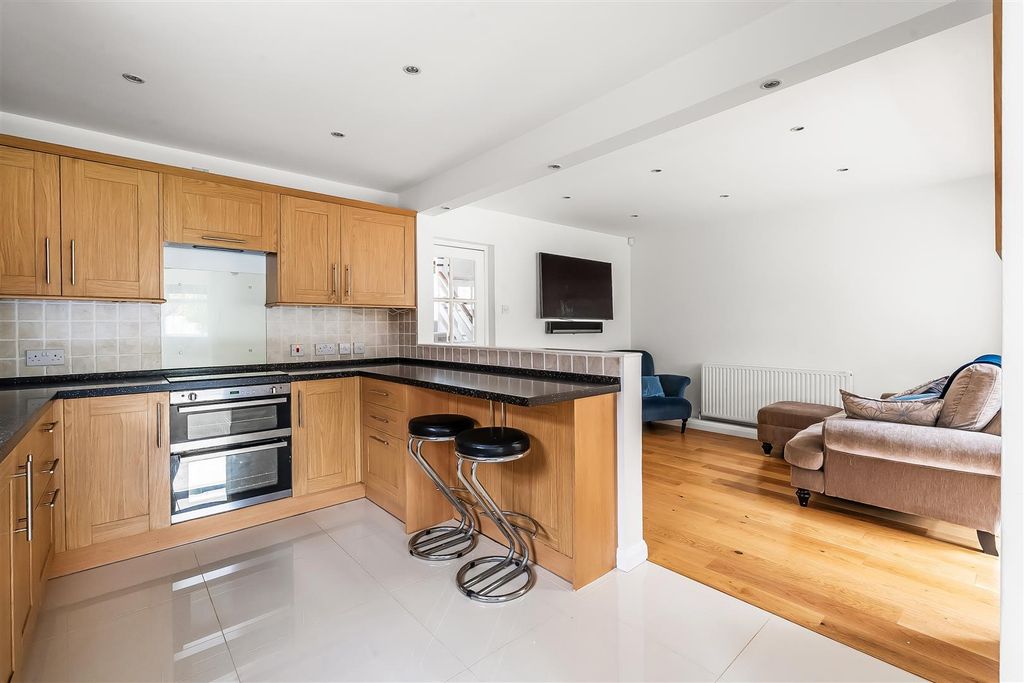 Additional image 5 of 4 bed detached house for saleAgates Lane, Ashtead KT21