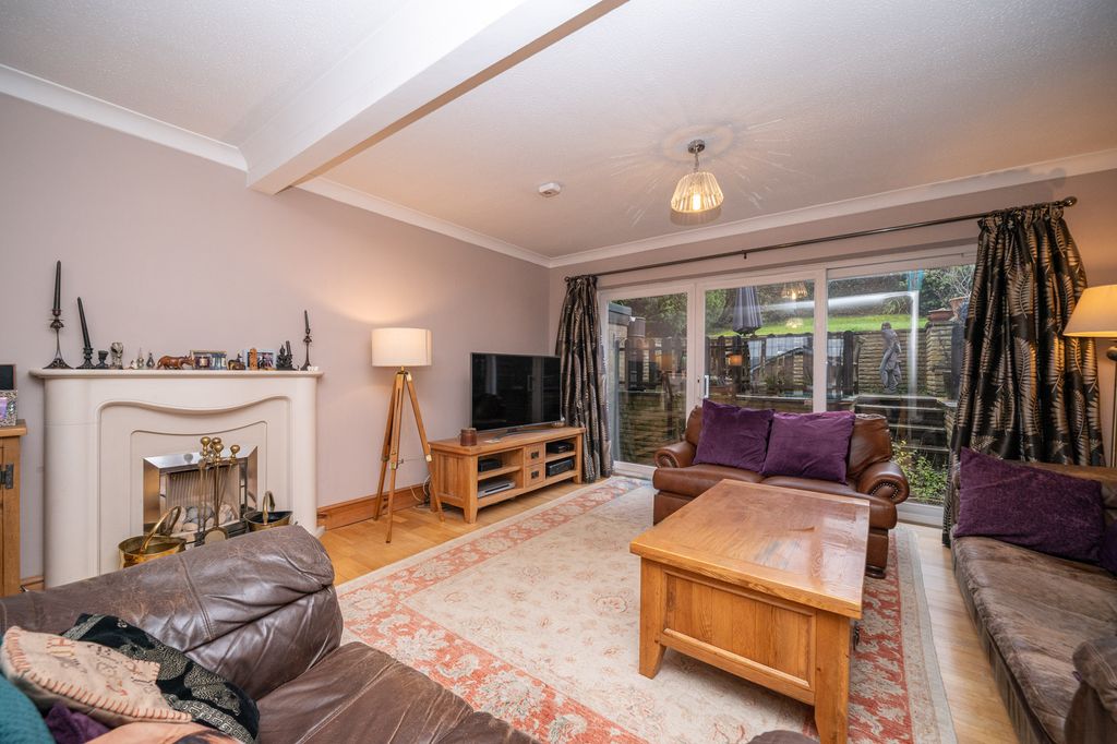 Additional image 5 of 5 bed detached house for saleFieldway, Berkhamsted HP4