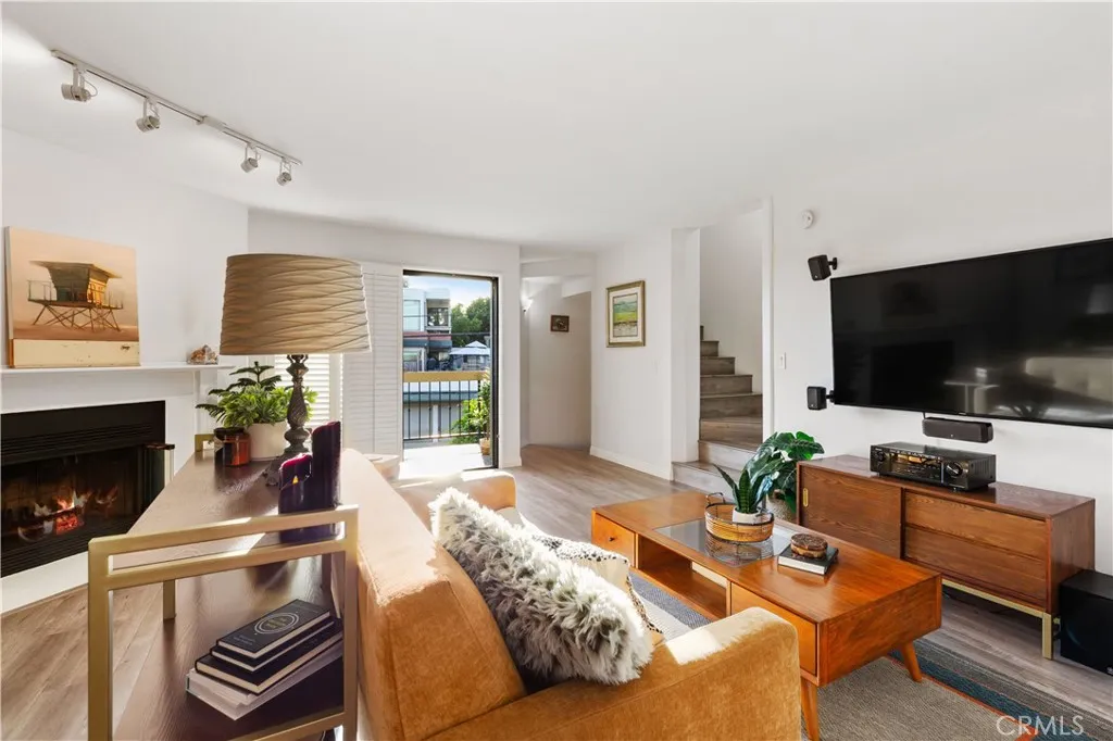 Additional image 5 of 2601 E 19th St Unit 4, Signal Hill, CA 90755