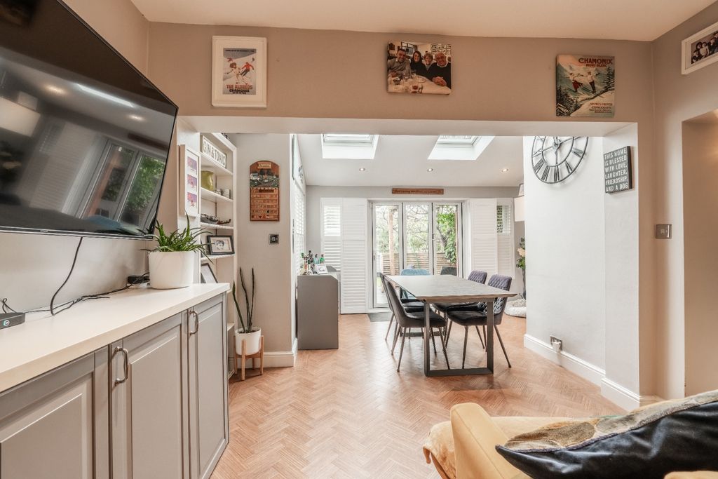 Additional image 17 of 4 bed detached house for saleIzane Road, Bexleyheath, Kent DA6