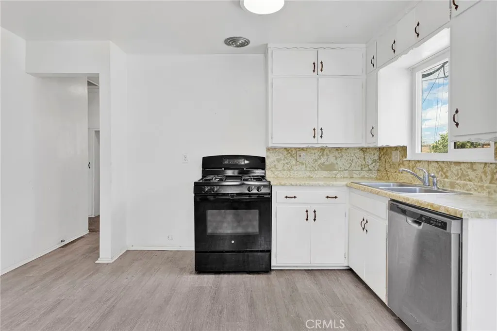 Additional image 15 of 2567 Perth Court, Barstow, CA 92311