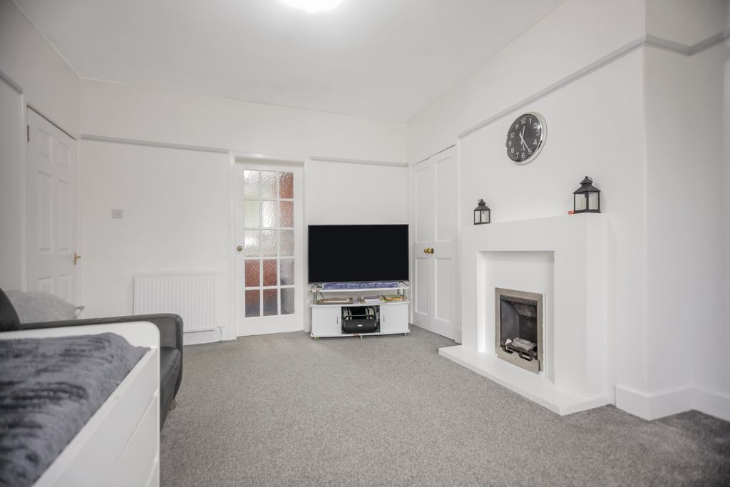 2 bed flat for saleSighthill Drive, Edinburgh, Sighthill EH11 photo 4