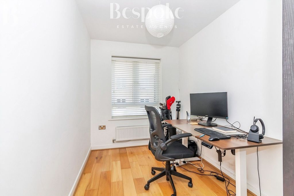 Additional image 15 of 2 bed flat for saleWhitley Rise, Reading RG2