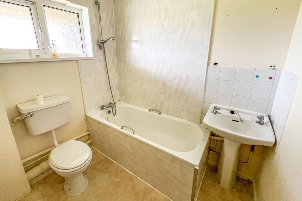 Additional image 11 of 12 Meadow Road, Yeovil, Somerset, BA21 5PA