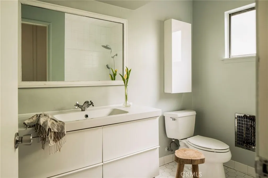 Additional image 40 of 4175 Palmero Dr, Los Angeles, CA 90065