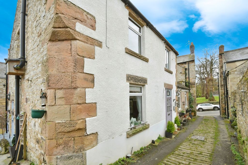 3 bed end terrace house for saleNorth Church Street, Bakewell DE45