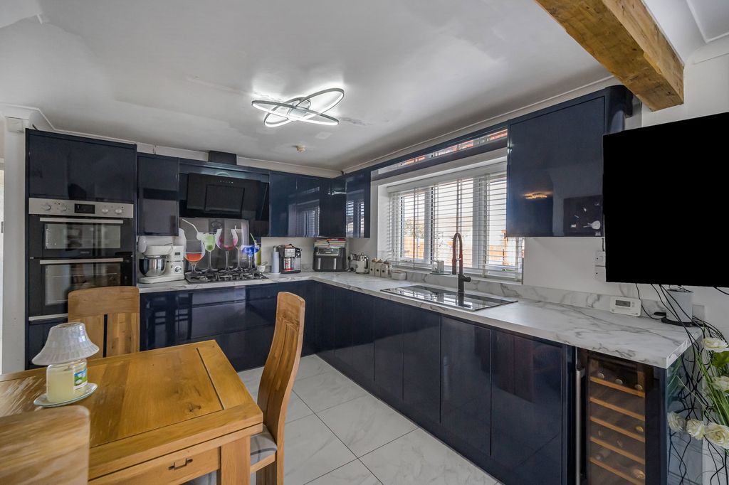 Additional image 14 of 3 bed semi-detached house for saleHengoed Hall Drive, Hengoed CF82