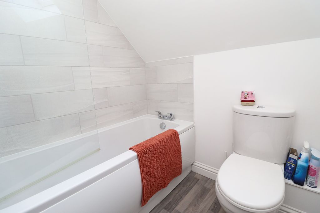 Additional image 13 of 2 bed maisonette for saleWesley Court, Market Rasen LN8