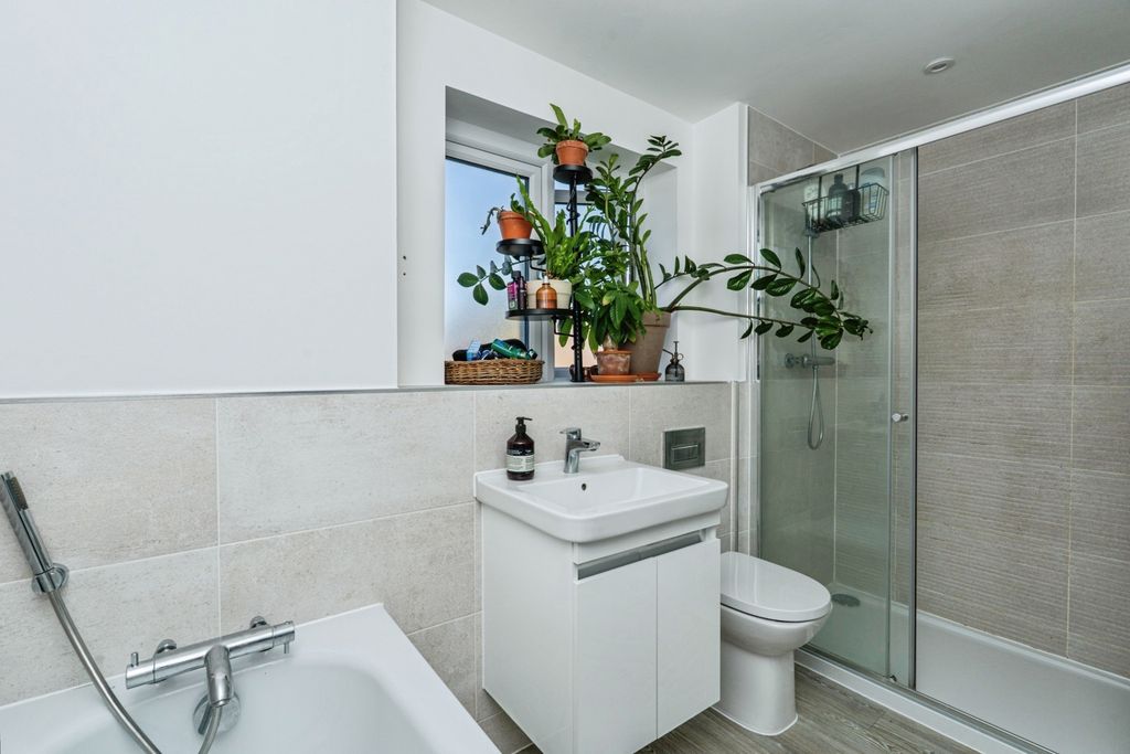 Additional image 8 of 5 bed detached house for saleHospital Road, Wellesley, Aldershot, Hampshire GU11
