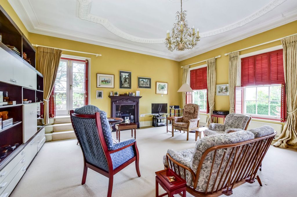 Additional image 2 of 2 bed flat for saleBreakspear Place, Abbots Langley WD5