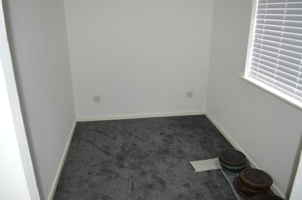 Additional image 6 of 1 bed flat for saleFerro Road, Rainham RM13