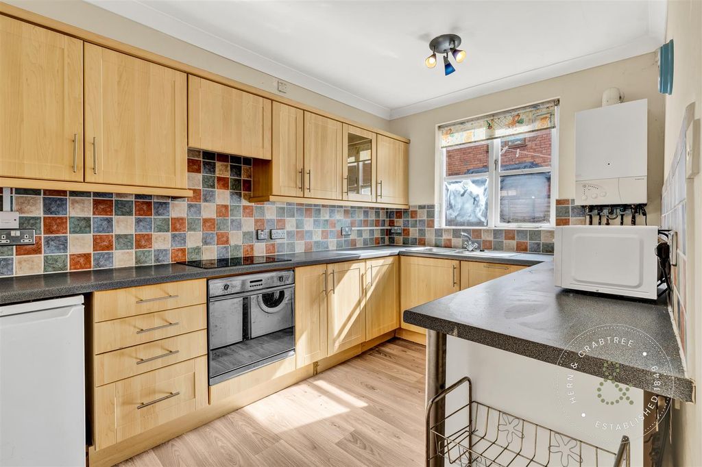 Additional image 3 of 1 bed flat for saleCathedral Road, Cardiff CF11