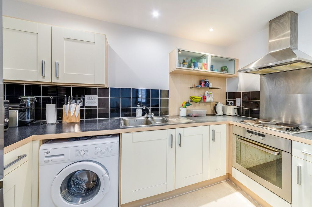 Additional image 8 of 1 bed flat for saleThames View, Abingdon OX14