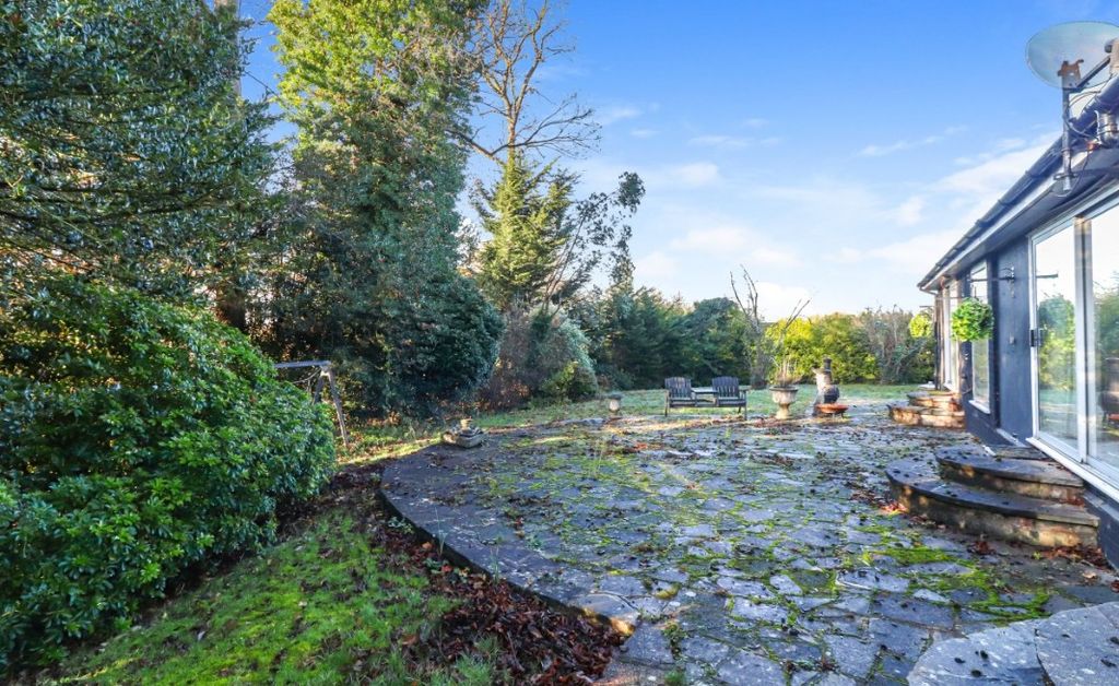 Additional image 20 of 3 bed bungalow for saleGallows Hill Lane, Abbots Langley WD5