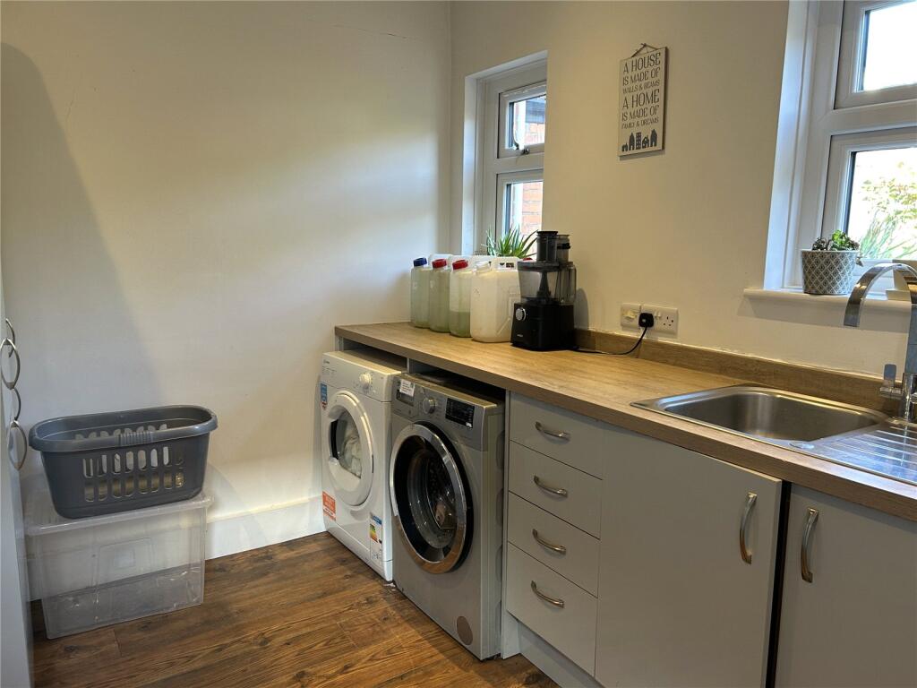 Additional image 10 of Wells Road, Glastonbury, Somerset, BA6