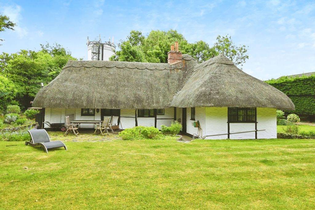 Additional image 26 of 4 bed cottage for sale36A Elm Road, Reading RG6