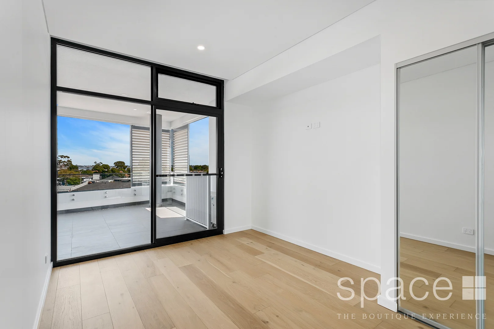 Additional image 11 of 302/22 Kearns Crescent, Ardross WA 6153
