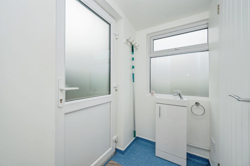 Additional image 13 of 3 bed terraced house for salePark Avenue, Ashbourne DE6