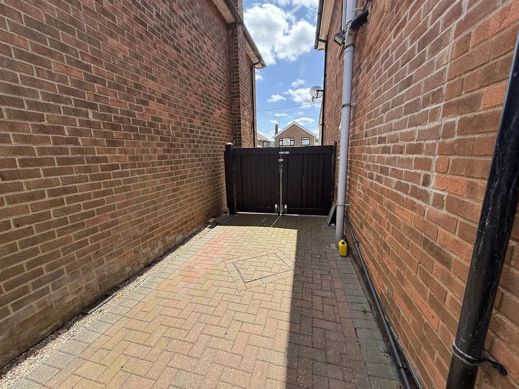 Additional image 16 of 4 bed detached house for saleDovedale Crescent, Belper DE56