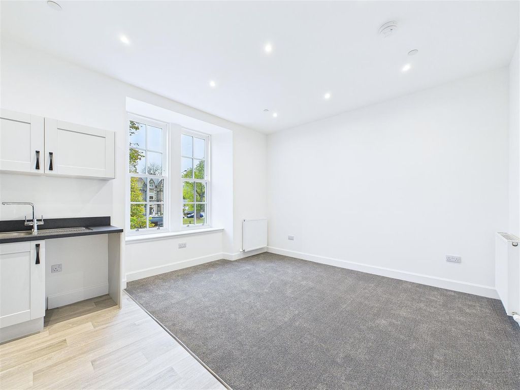 Additional image 3 of 1 bed flat for saleGarden Apartment 3, Stonefield House, The Square, Grantown On Spey PH26